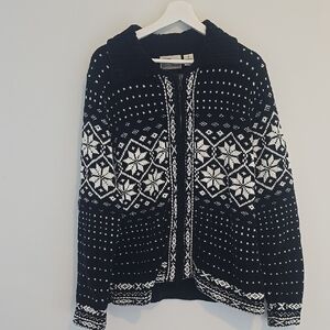 Vintage Black And White Christmas Snowflake Sweater